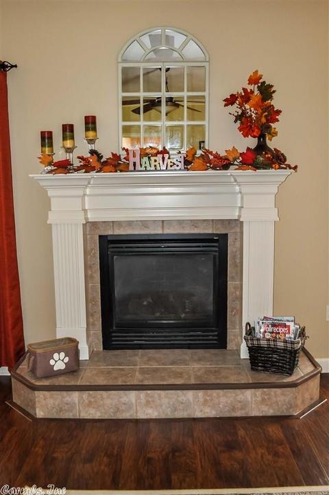 1375 Crosspoint, Conway, AR 72034 photo 8