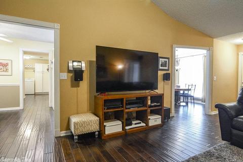2302 Cherry Xing, Benton, AR 72015 photo 6