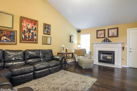 2302 Cherry Xing, Benton, AR 72015 photo 4