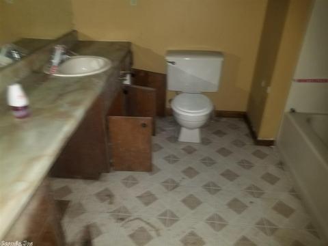 2102 Old Hot Springs Hwy, Benton, AR 72015 photo 12