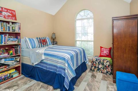 821 Mallard Ln, Conway, AR 72034 photo 4