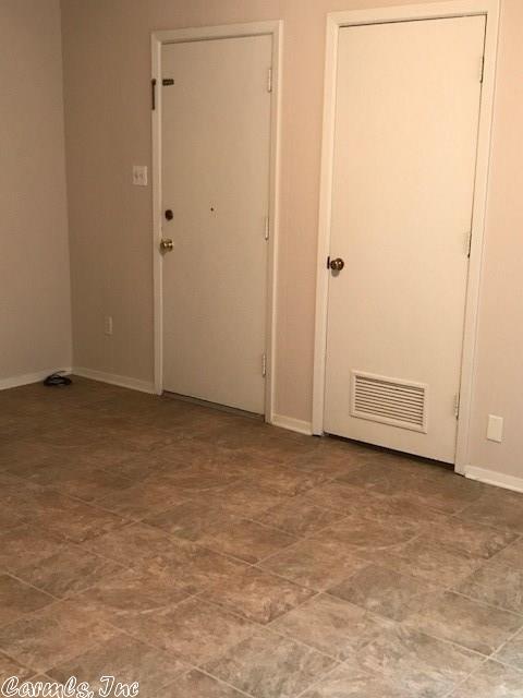 2306 W 39th Ave, Pine Bluff, AR 71601 photo 4