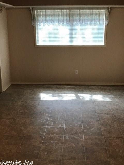 2306 W 39th Ave, Pine Bluff, AR 71601 photo 2