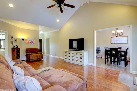 35 Bryson Dr, Ward, AR 72176 photo 9