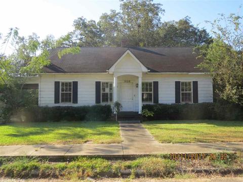 205 W Ash, Warren, AR 71671 photo 1