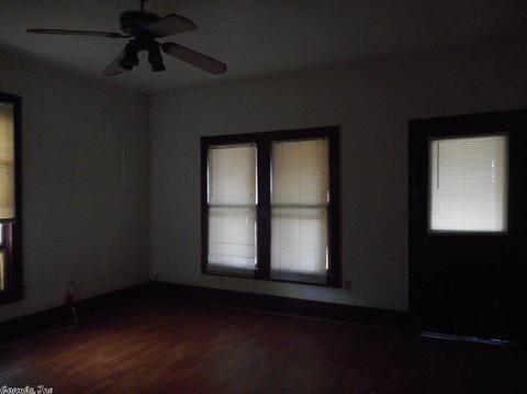 307 Peabody, Mountain View, AR 72560 photo 18