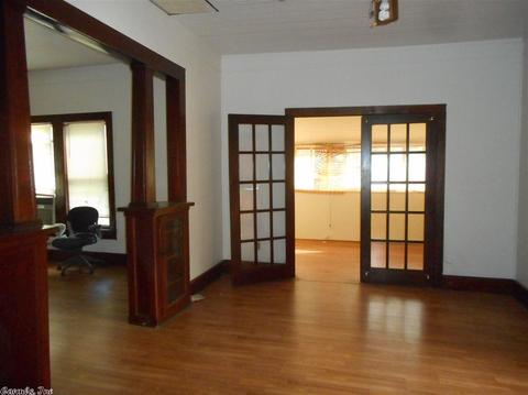 307 Peabody, Mountain View, AR 72560 photo 11
