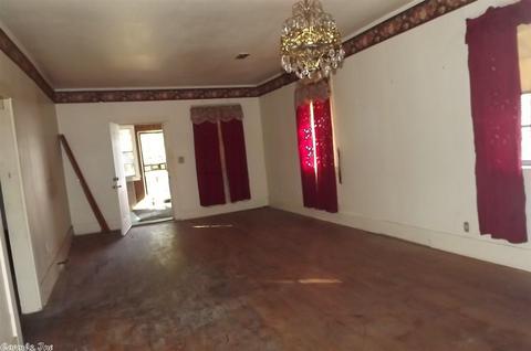 1504 Bell St, Pine Bluff, AR 71601 photo 9