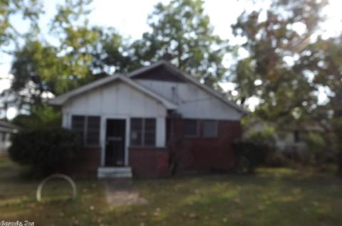 1504 Bell St, Pine Bluff, AR 71601 photo 1