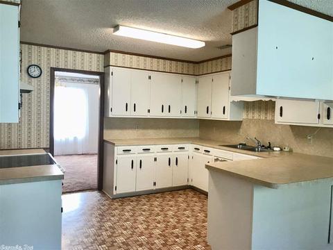 1222 Grayson, Malvern, AR 72104 photo 9