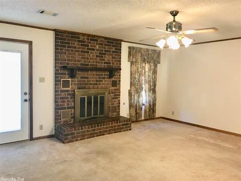 1222 Grayson, Malvern, AR 72104 photo 4
