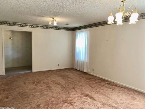 1222 Grayson, Malvern, AR 72104 photo 3