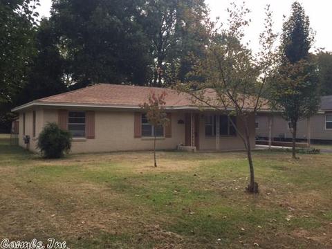 1632 Davis St, Conway, AR 72032 photo 4