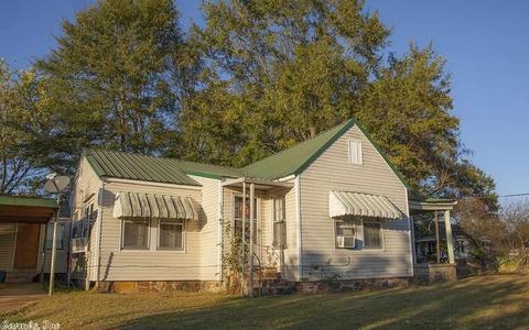 111 Sixth, Dierks, AR 71833 photo 1