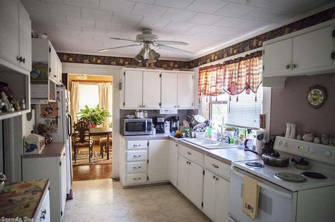 111 Sixth, Dierks, AR 71833 photo 6