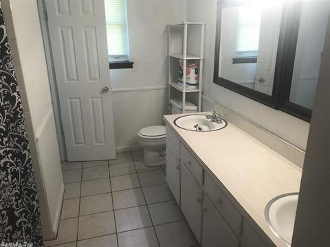 3200 Almetta Dr, Pine Bluff, AR 71603 photo 5