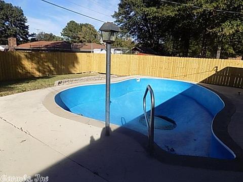 2405 W 48th Ave, Pine Bluff, AR 71603 photo 5