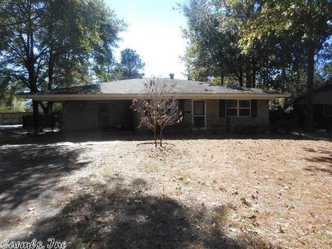 2410 Pine Hill Dr, Pine Bluff, AR 71603 photo 1