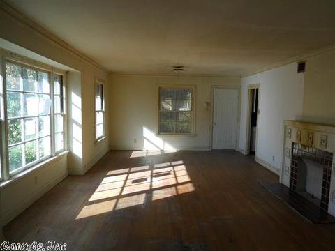 215 W 17 Ave, Pine Bluff, AR 71601 photo 5