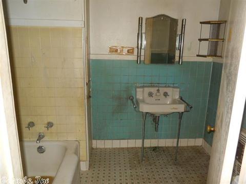 215 W 17 Ave, Pine Bluff, AR 71601 photo 8
