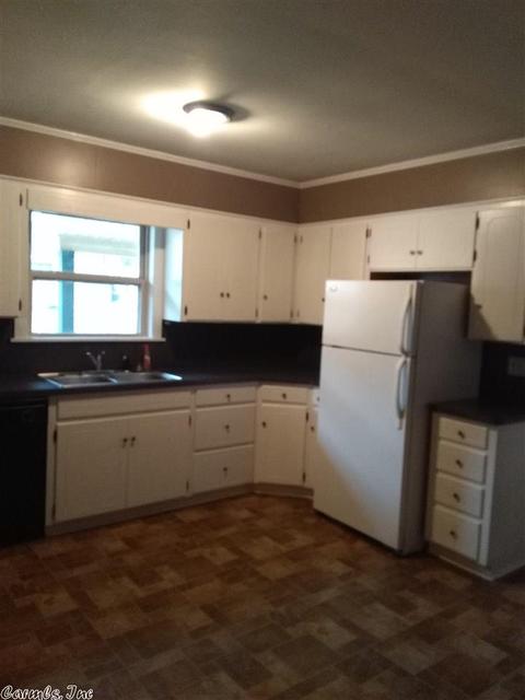 1128 Toler St, Malvern, AR 72104 photo 3