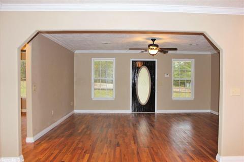 212 Cherokee Dr, Donaldson, AR 71941 photo 4