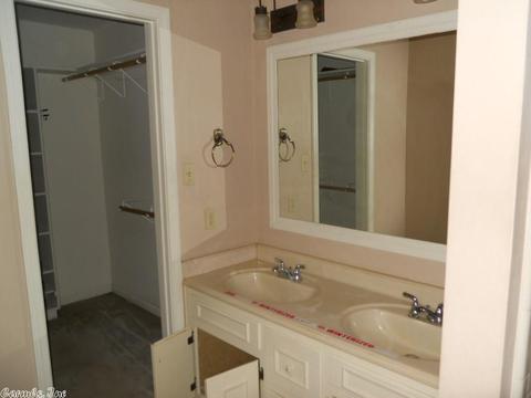 9014 Shady Dr, Pine Bluff, AR 71603 photo 24