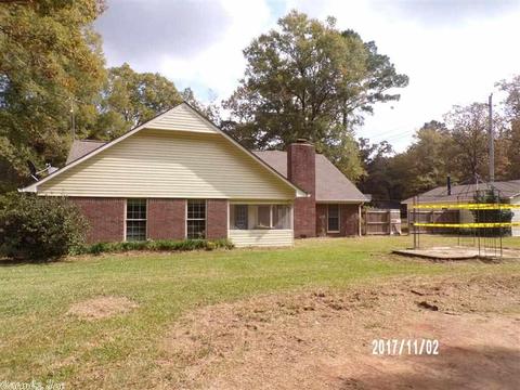 9014 Shady Dr, Pine Bluff, AR 71603 photo 4