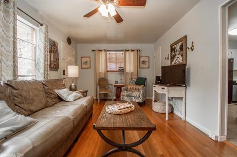 1510 Jameson, Benton, AR 72015 photo 4