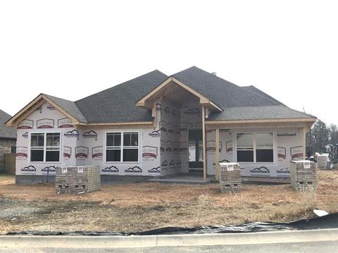 1808 Maple Rdg, Benton, AR 72019 photo 1