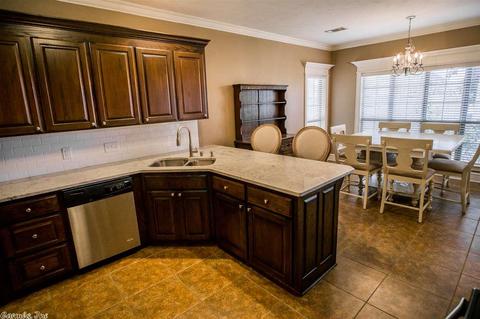 1545 Gardenia, Conway, AR 72034 photo 5