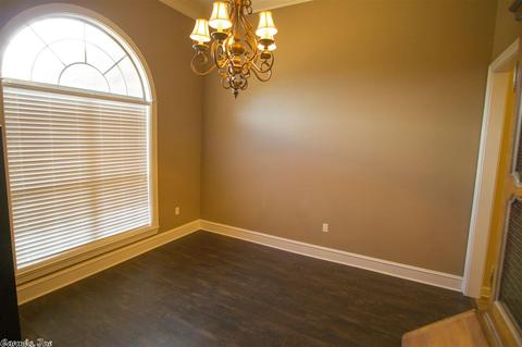 1545 Gardenia, Conway, AR 72034 photo 8