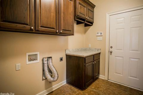 1545 Gardenia, Conway, AR 72034 photo 35