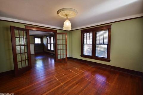 535 Ash St, Conway, AR 72034 photo 9
