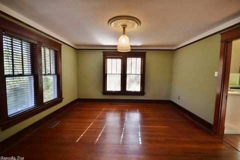 535 Ash St, Conway, AR 72034 photo 8