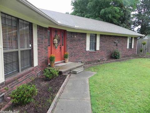 12 Tallyho Ct, Jacksonville, AR 72076 photo 2