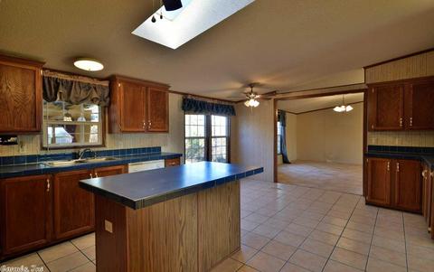42 N Madrid, Conway, AR 72032 photo 13