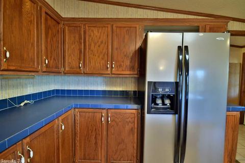 42 N Madrid, Conway, AR 72032 photo 12