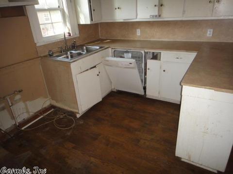 701 E 4th St, Bald Knob, AR 72010 photo 6