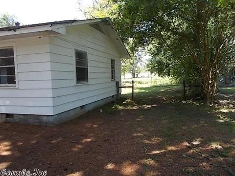 701 E 4th St, Bald Knob, AR 72010 photo 2