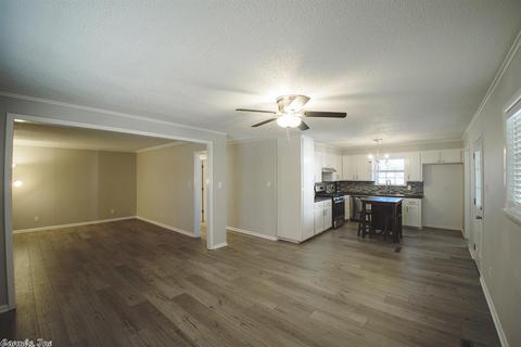 217 Gunn St, Benton, AR 72015 photo 5