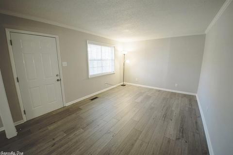 217 Gunn St, Benton, AR 72015 photo 8