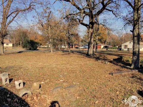311 E Cherry, Lonoke, AR 72086 photo 2