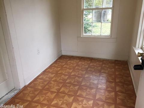 505 E 5th St, Stuttgart, AR 72160 photo 5