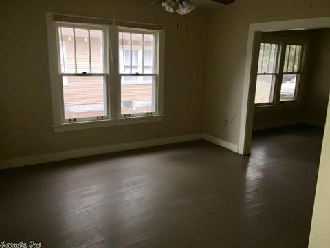 505 E 5th St, Stuttgart, AR 72160 photo 6