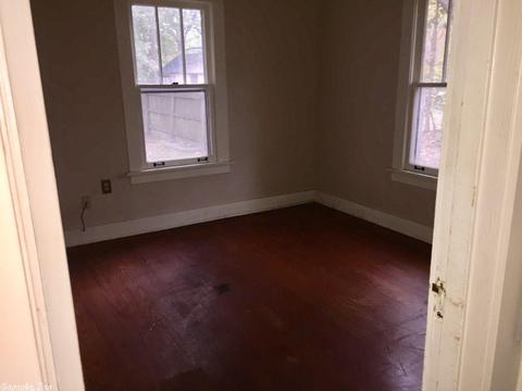 505 E 5th St, Stuttgart, AR 72160 photo 7