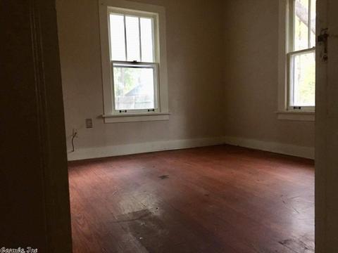 505 E 5th St, Stuttgart, AR 72160 photo 12