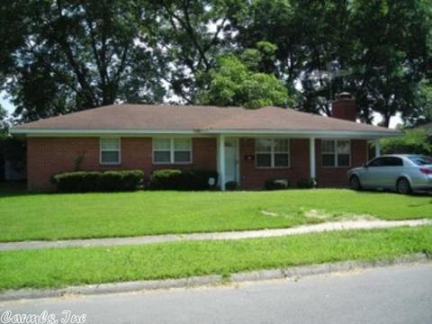 1700 Belmoor Dr, Pine Bluff, AR 71601 photo 1