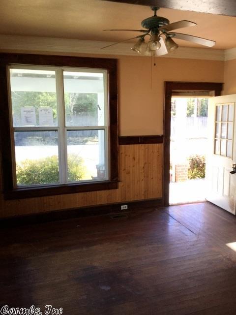 205 10th St, Mena, AR 71953 photo 5