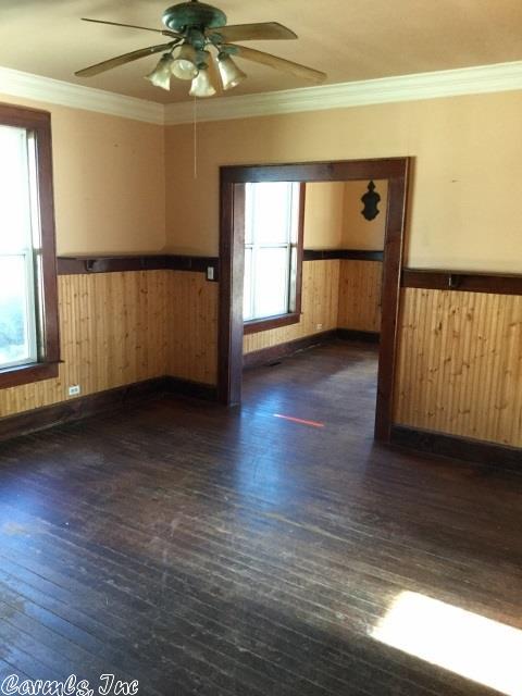 205 10th St, Mena, AR 71953 photo 4